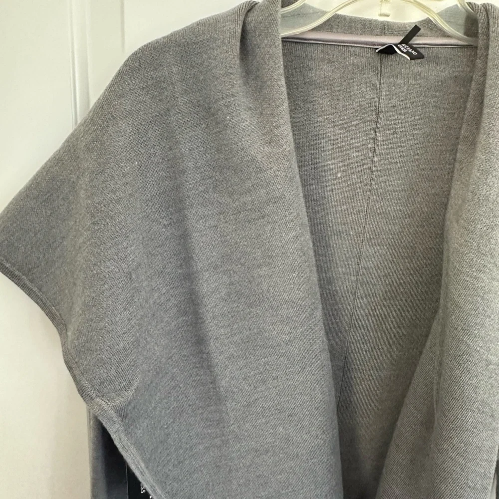 Guess Marciano Manu Grey Wrap Cape Shawl Sweater Coat Size L XL - Picture 7 of 8